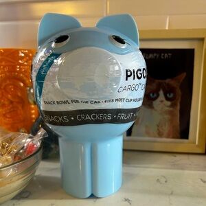 PigOut Cargo Snack Bowl in Light Blue